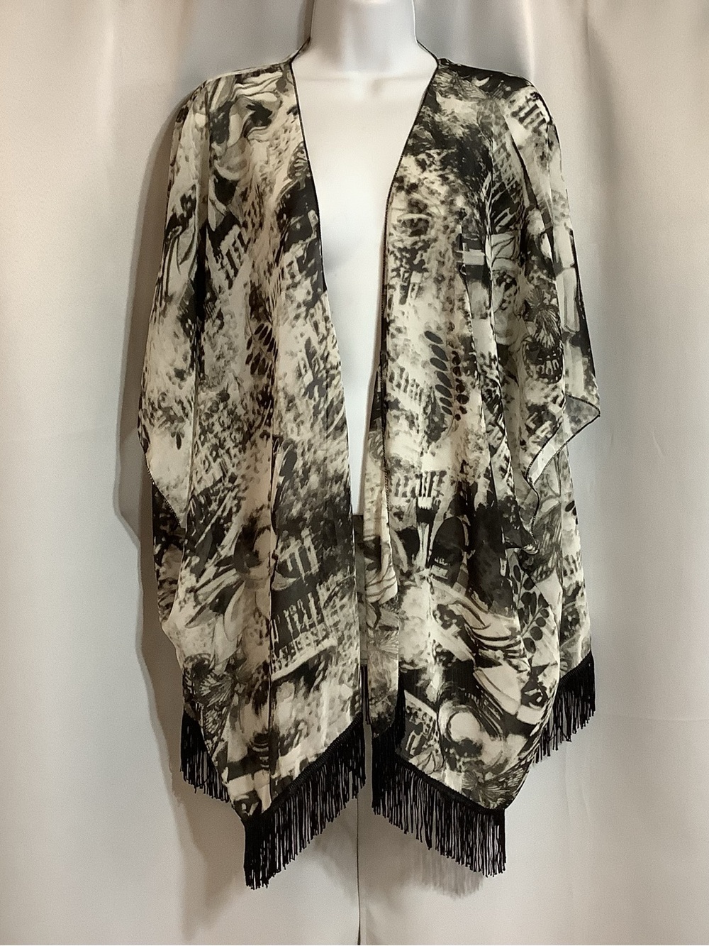 Kimberly C. Sheer Black & Cream Fringe Kimono Jacket One Size Loose Fit Resort